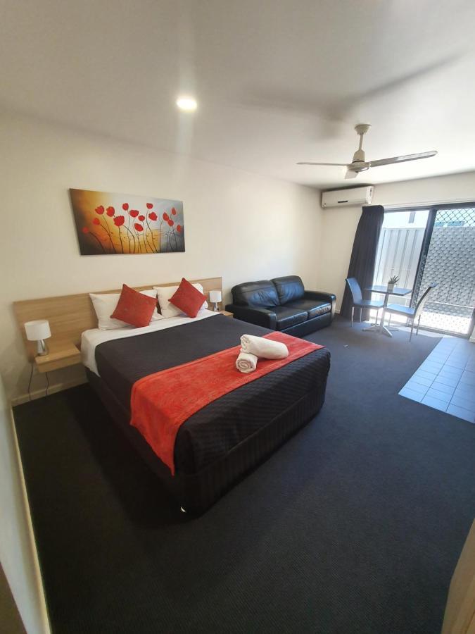 Abode37 Motel Emerald Exteriér fotografie