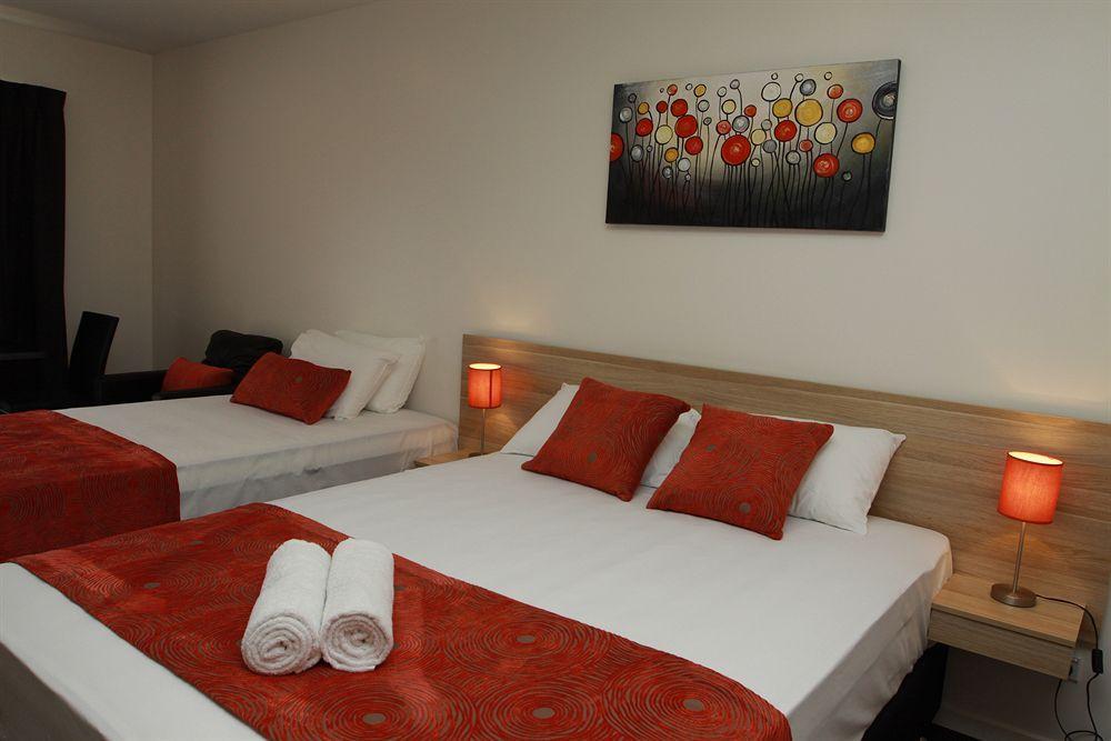 Abode37 Motel Emerald Exteriér fotografie